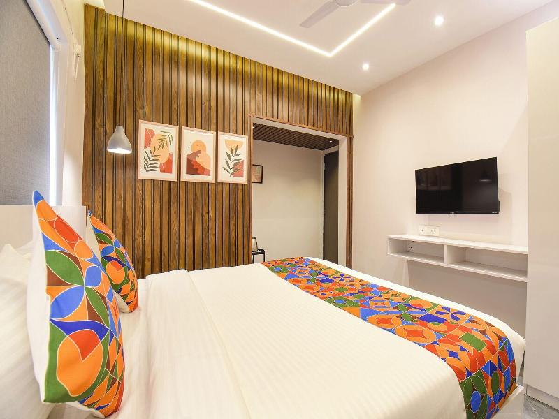 Fabhotel Olive Suite image