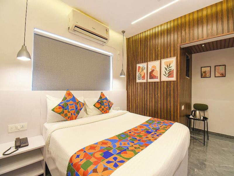 Fabhotel Olive Suite image