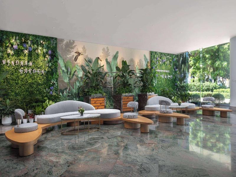 Wyndham Garden Haikou Meilan image