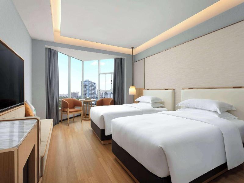 Wyndham Garden Haikou Meilan image