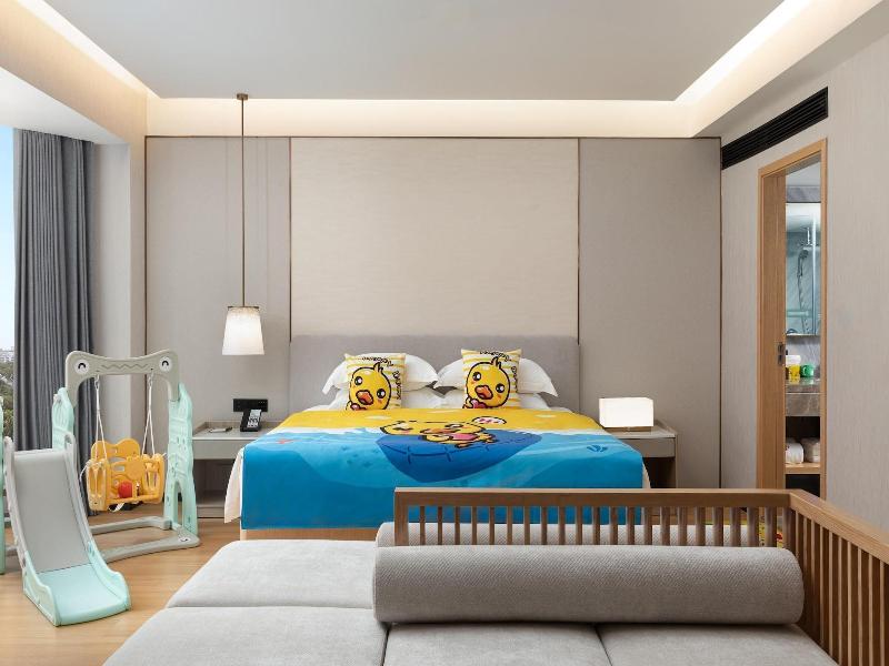 Wyndham Garden Haikou Meilan image