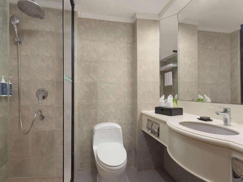 Wyndham Garden Haikou Meilan image