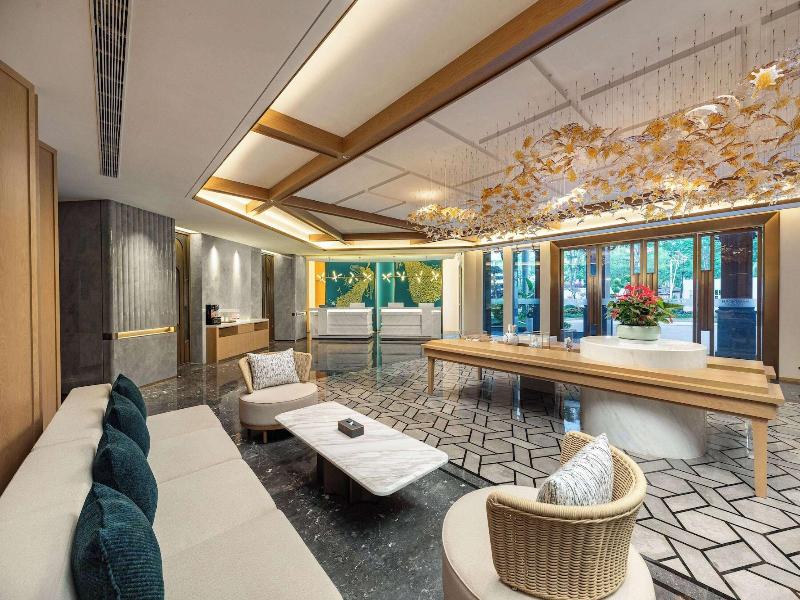 Hawthorn By Wyndham Xishuang Banna Jinghong image