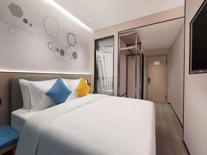 Microtel By Wyndham Xian Beilin