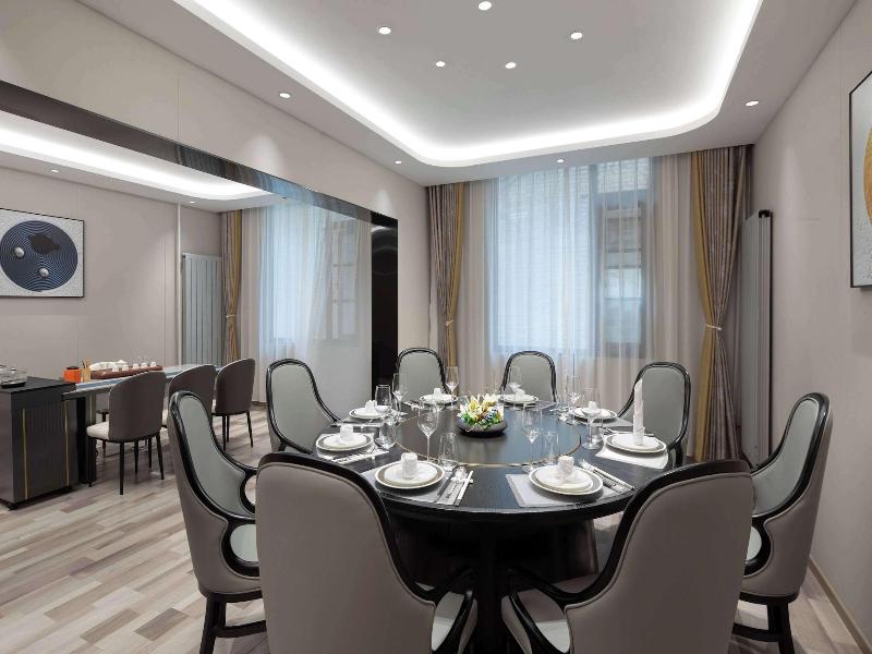 Microtel By Wyndham Xian Beilin image