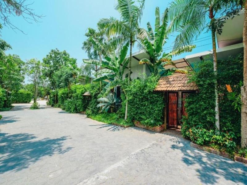 Ip Plus Pool Villa Pattaya image