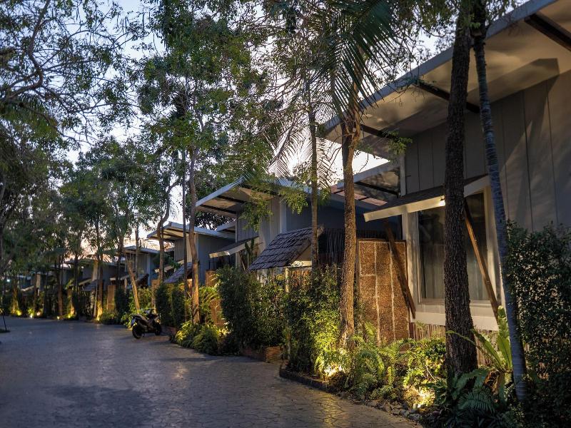 Ip Plus Pool Villa Pattaya image