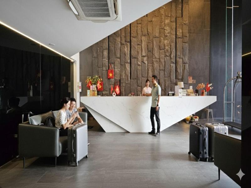 Jbay Beachfront Boutique Hotel image