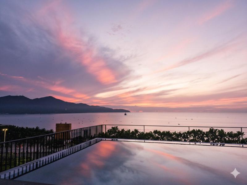 Jbay Beachfront Boutique Hotel image