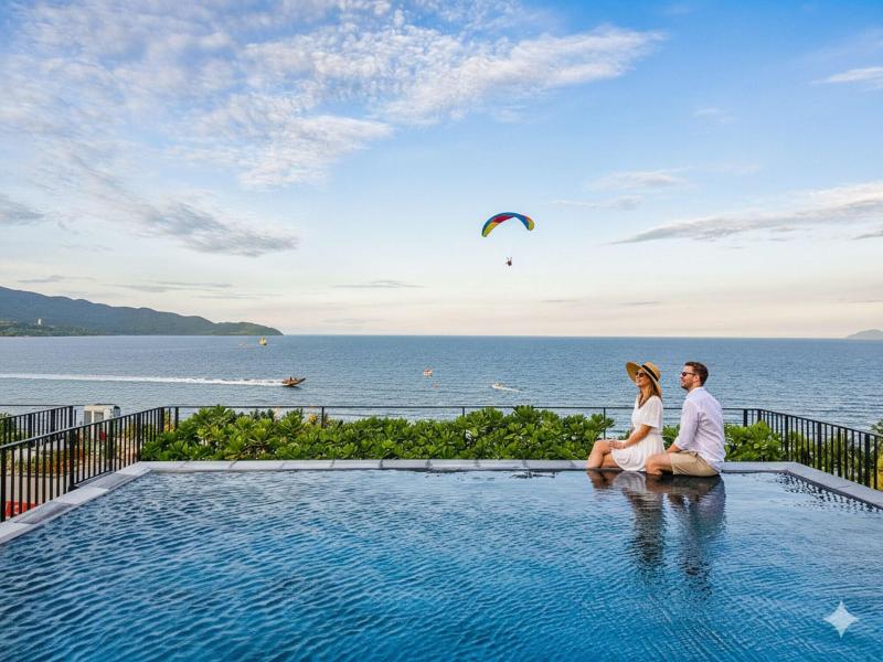 Jbay Beachfront Boutique Hotel image