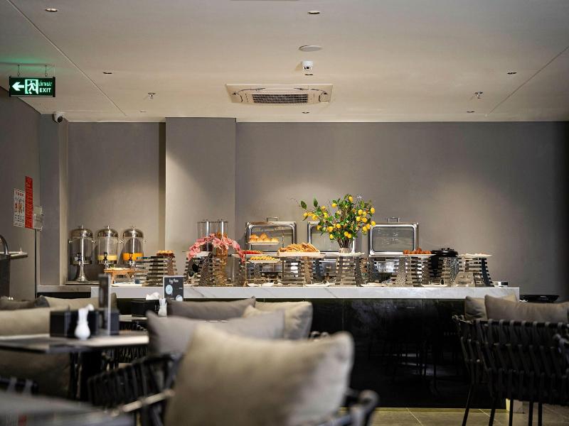 Jbay Beachfront Boutique Hotel image