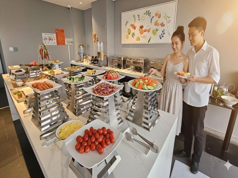 Jbay Beachfront Boutique Hotel image