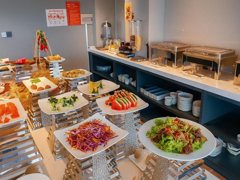 Jbay Beachfront Boutique Hotel image