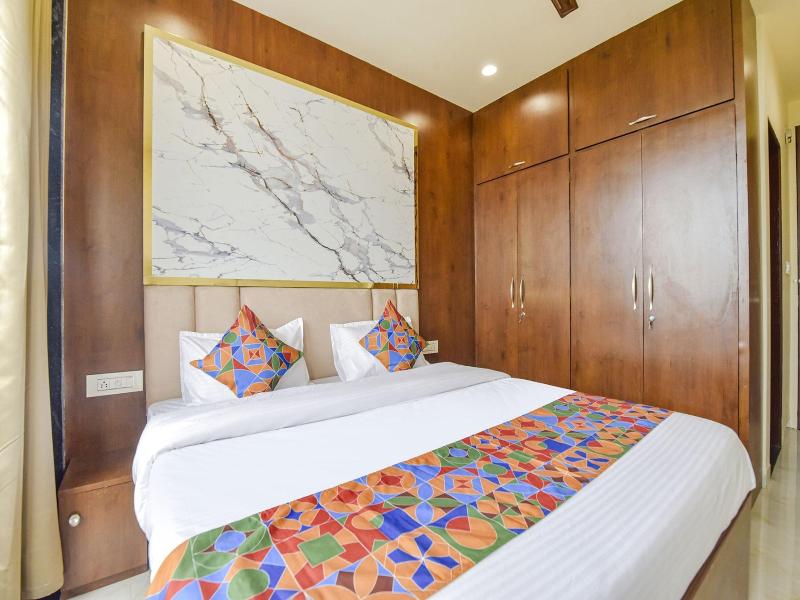 Fabhotel Blooming Beds Pearl image