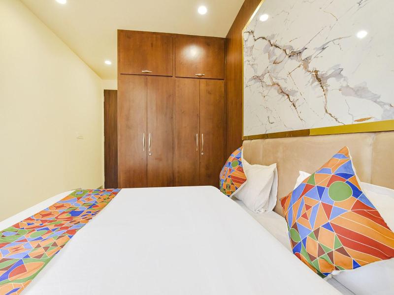 Fabhotel Blooming Beds Pearl image