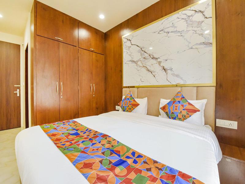 Fabhotel Blooming Beds Pearl image