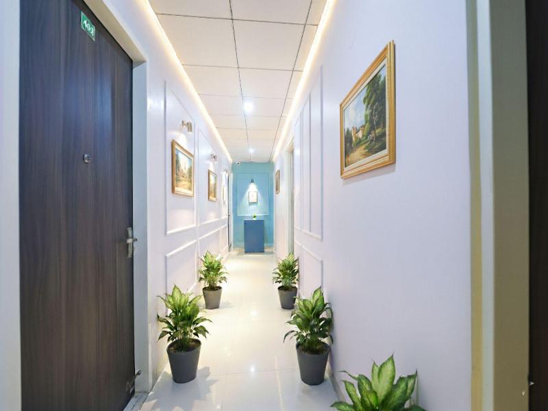 Fabhotel Alpha image