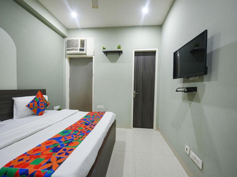 Fabhotel Alpha image