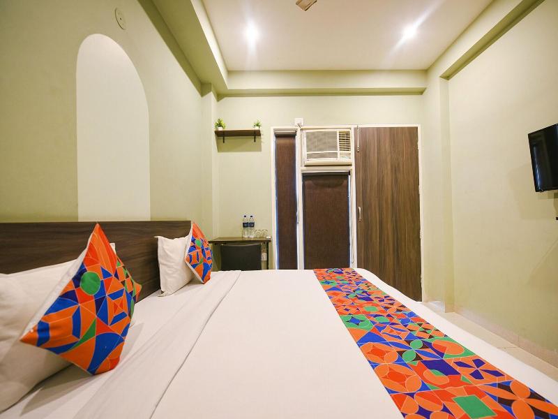 Fabhotel Alpha image