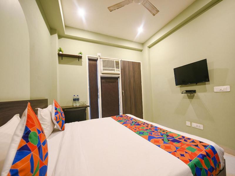 Fabhotel Alpha image