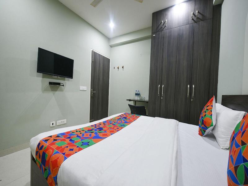 Fabhotel Alpha image