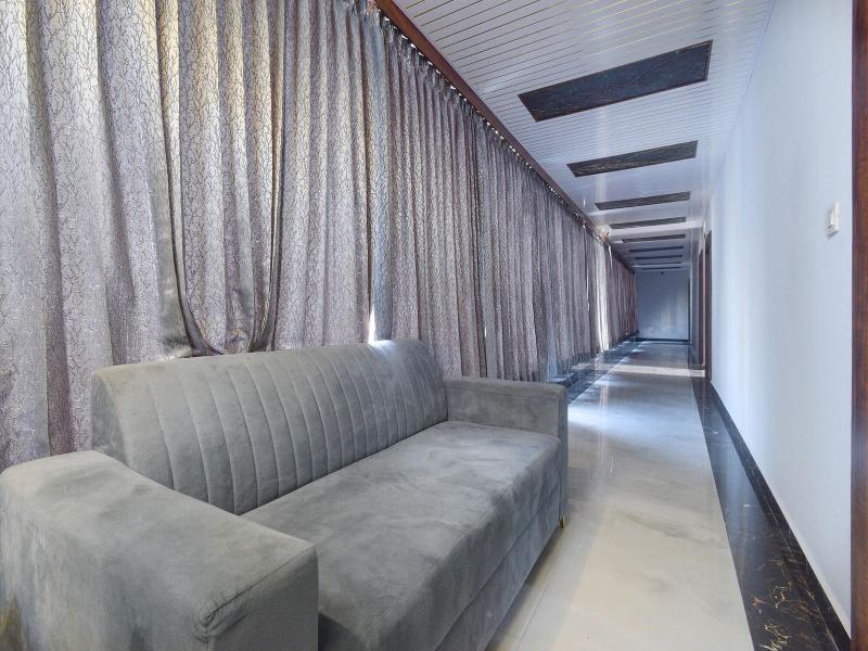 Fabhotel Srs Grand — view