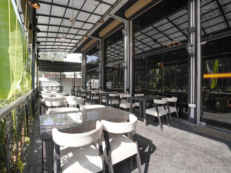 Fabhotel Prime Majhali image