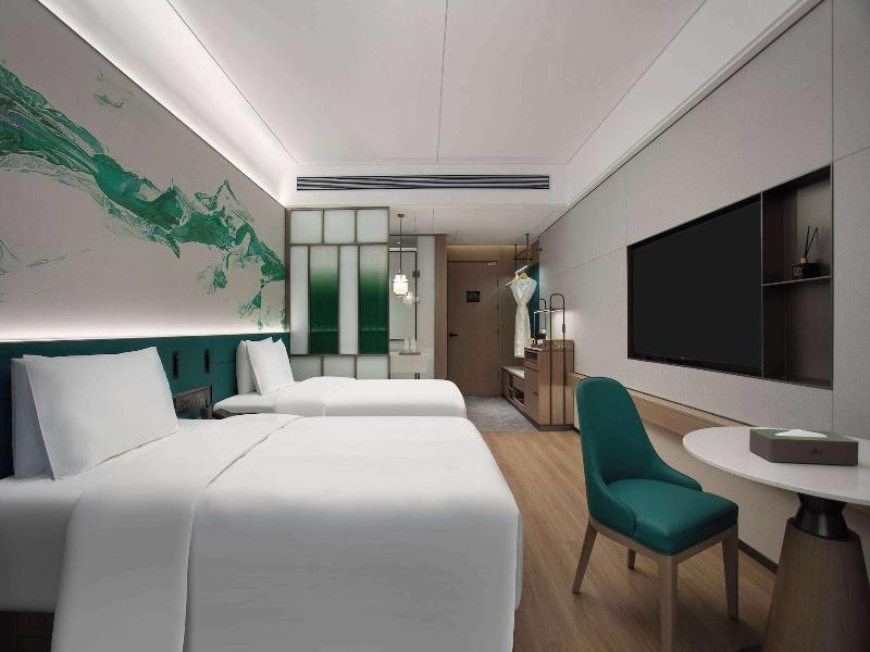 Wingate By Wyndham Zhuhai Gongbei Port image