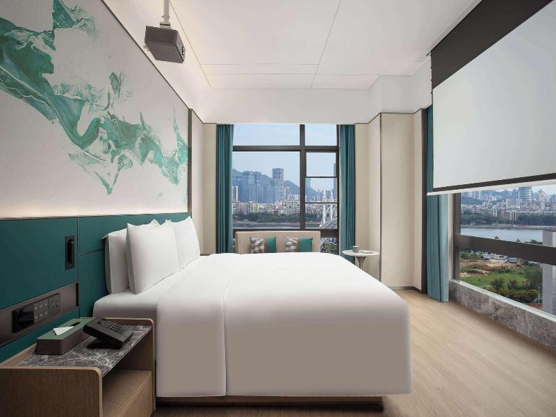 Wingate By Wyndham Zhuhai Gongbei Port image