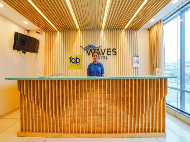 Fabhotel Prime The Waves image