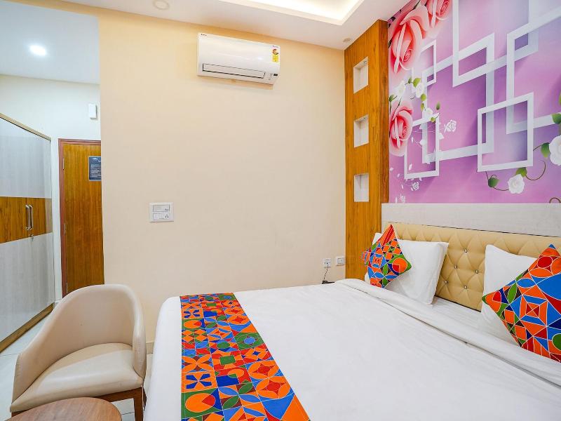 Fabhotel Prime The Waves image