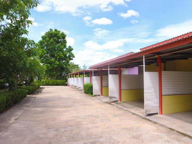 The Moon Resort Phetchaburi image