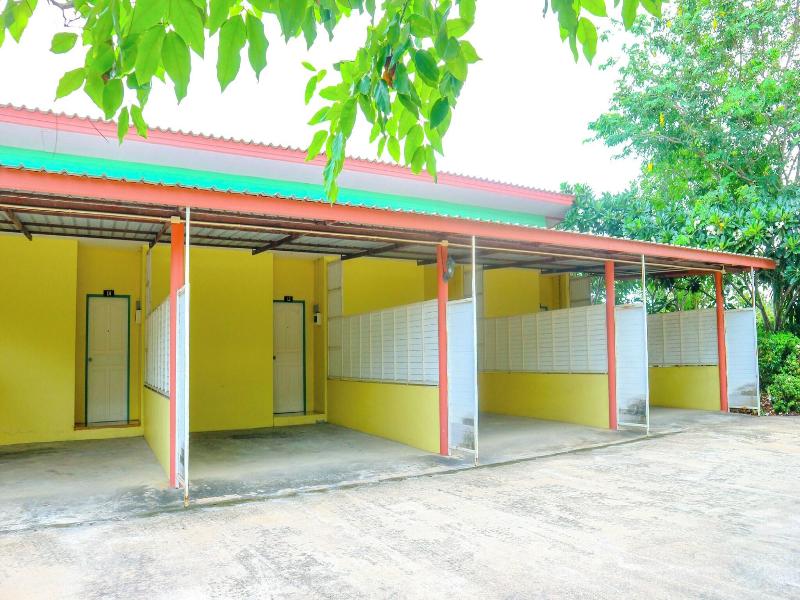 The Moon Resort Phetchaburi image