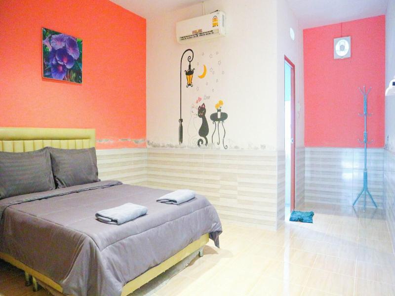 The Moon Resort Phetchaburi image