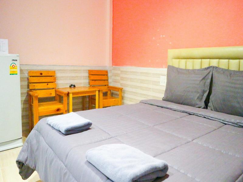 The Moon Resort Phetchaburi image