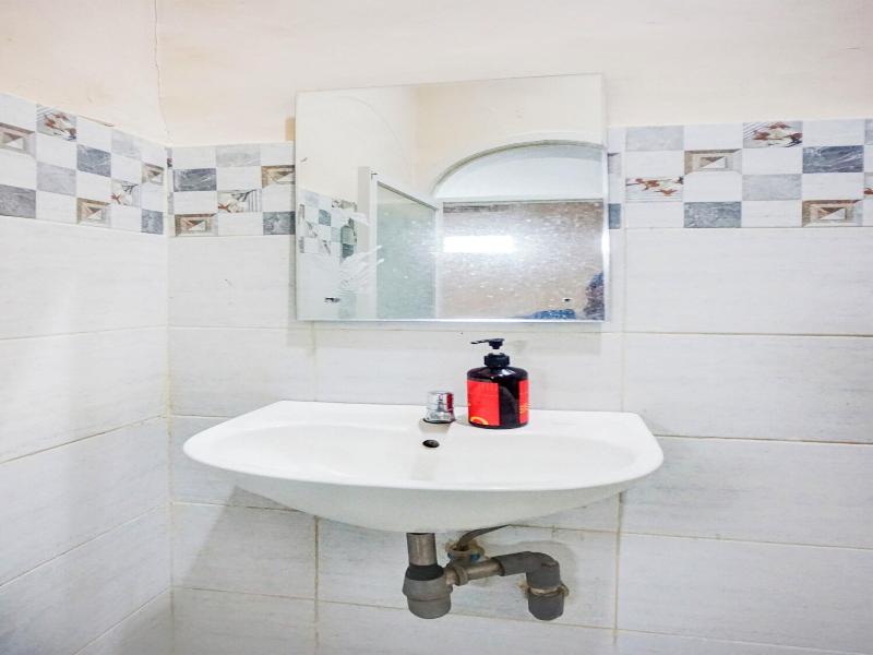 Hotel O Medan City Near Lapangan Benteng Formerl image