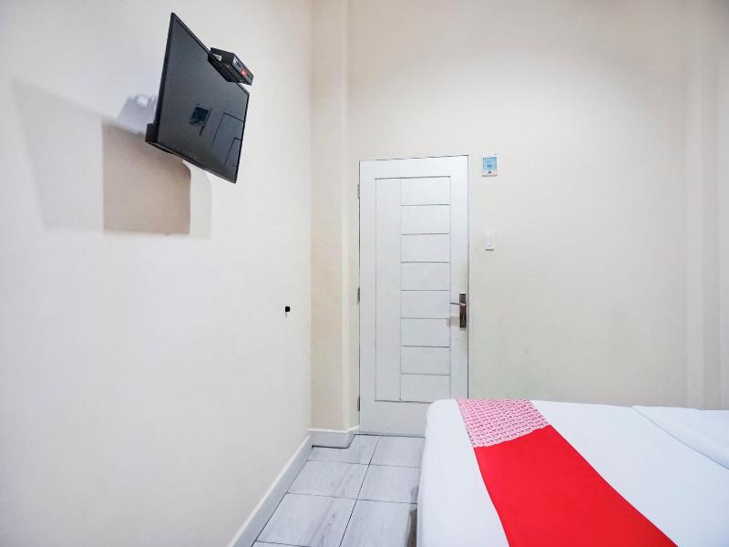 Hotel O Medan City Near Lapangan Benteng Formerl image