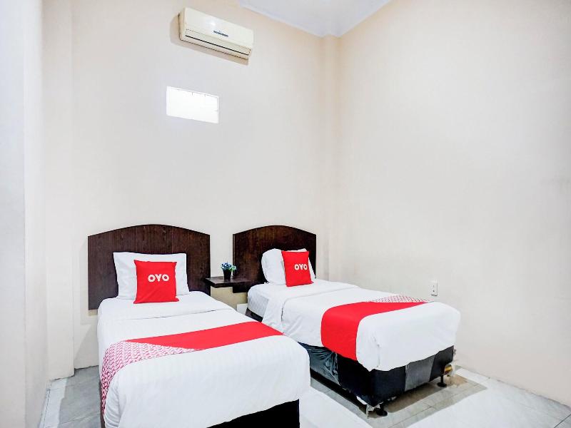 Hotel O Medan City Near Lapangan Benteng Formerl image