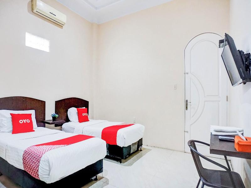 Hotel O Medan City Near Lapangan Benteng Formerl image