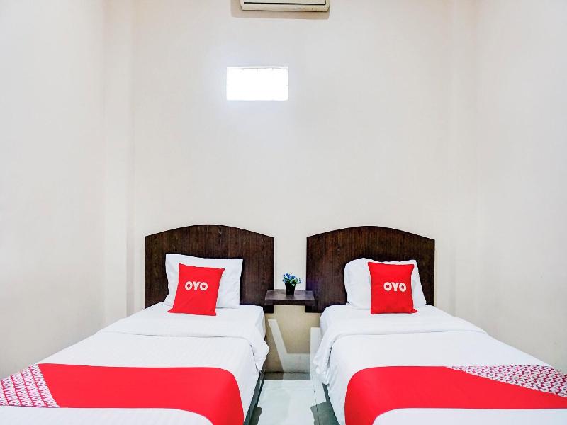 Hotel O Medan City Near Lapangan Benteng Formerl image