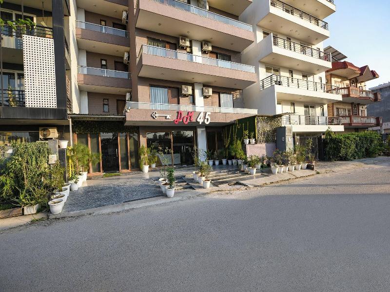 Fabhotel Dm 45 image