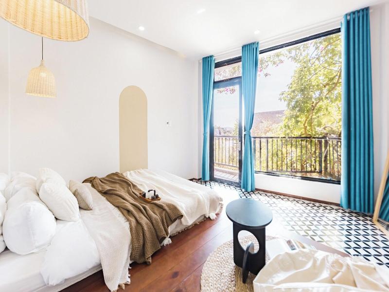 Be Youth Villa image