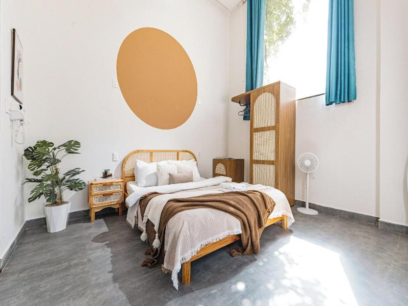 Be Youth Villa image