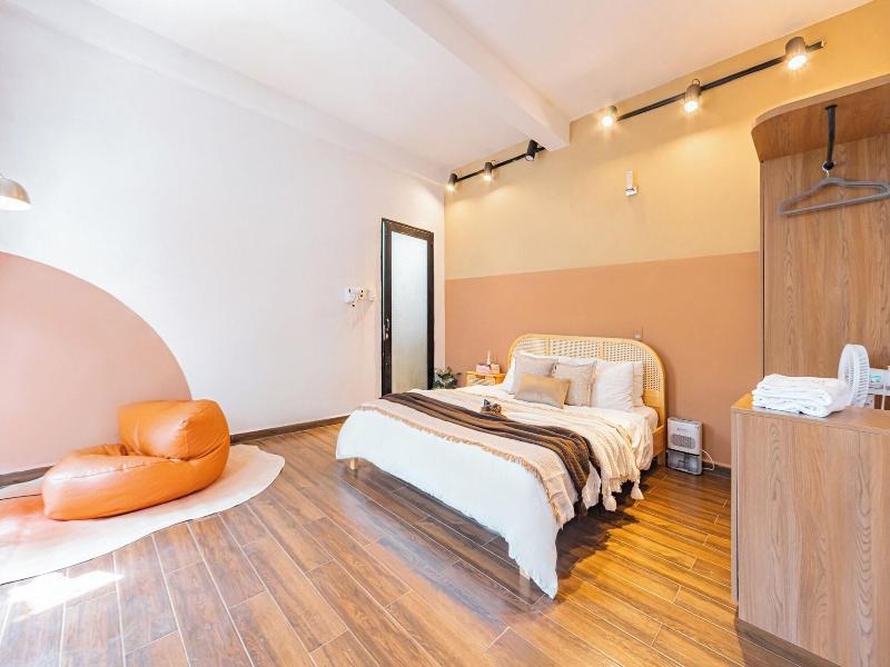 Be Youth Villa image