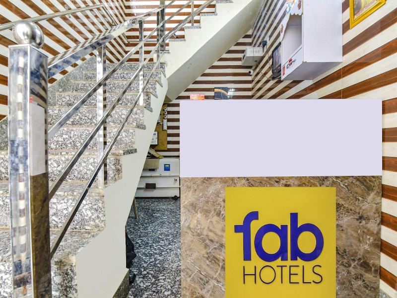 Fabhotel Maa Gayatri Sadan