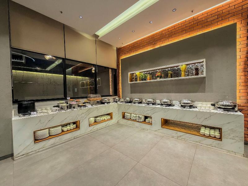 Zip By Spree Hotels Chinchwad image