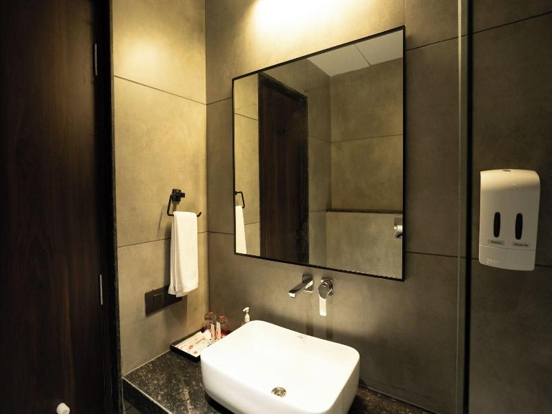 Zip By Spree Hotels Chinchwad image