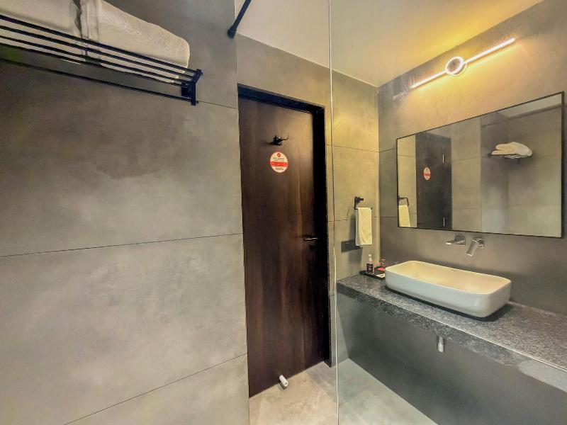 Zip By Spree Hotels Chinchwad image