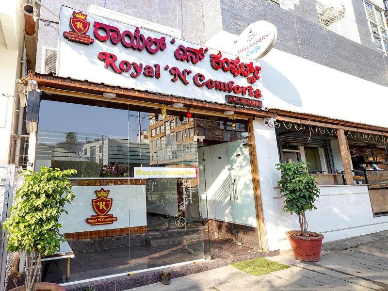 Fabhotel Royal N Comforts image