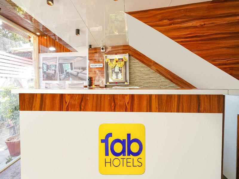Fabhotel Royal N Comforts image